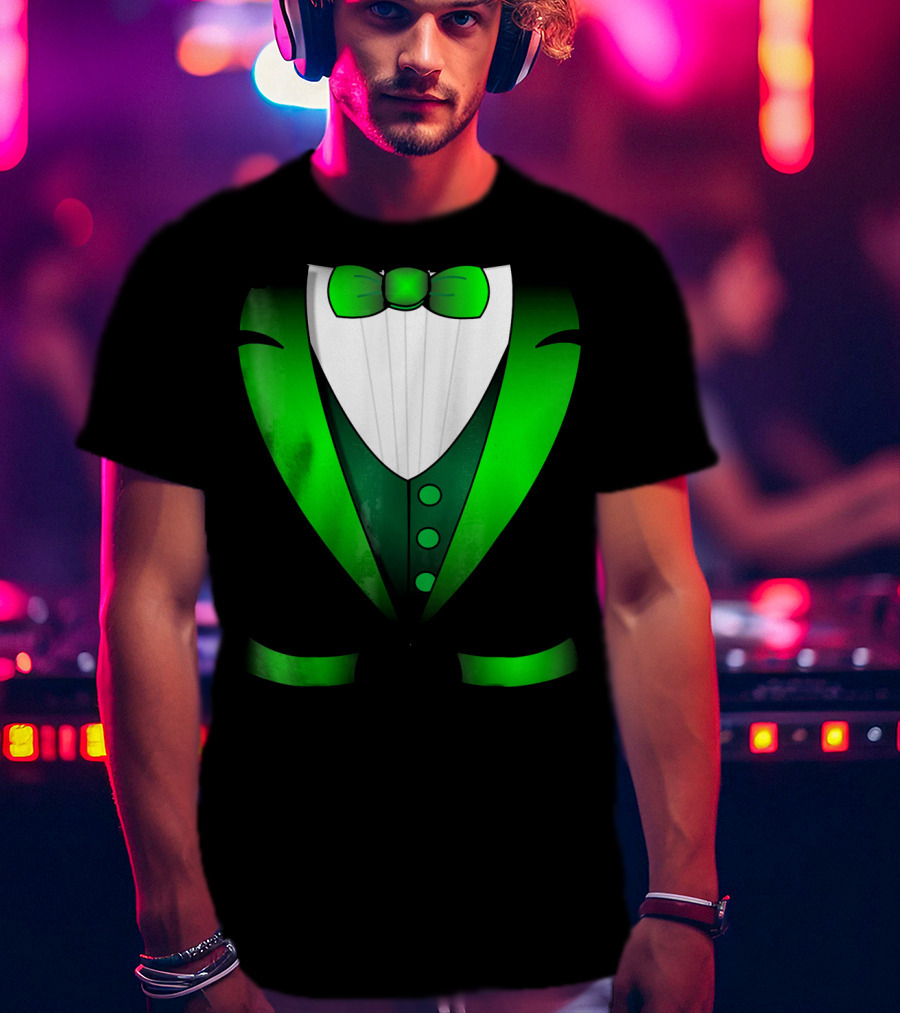 Irish St Patricks Day Leprechaun Green Tuxedo Bowtie T-Shirt