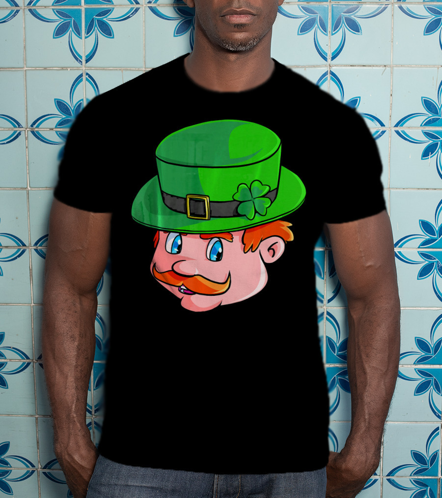 Leprechaun Face With Green Hat And Shamrock T-Shirt