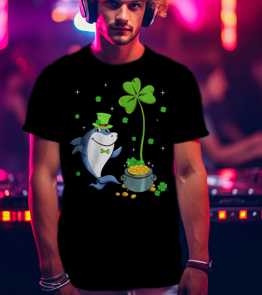 St Patricks Shamrock Leprechaun Shark With Pot Of Gold T-Shirt