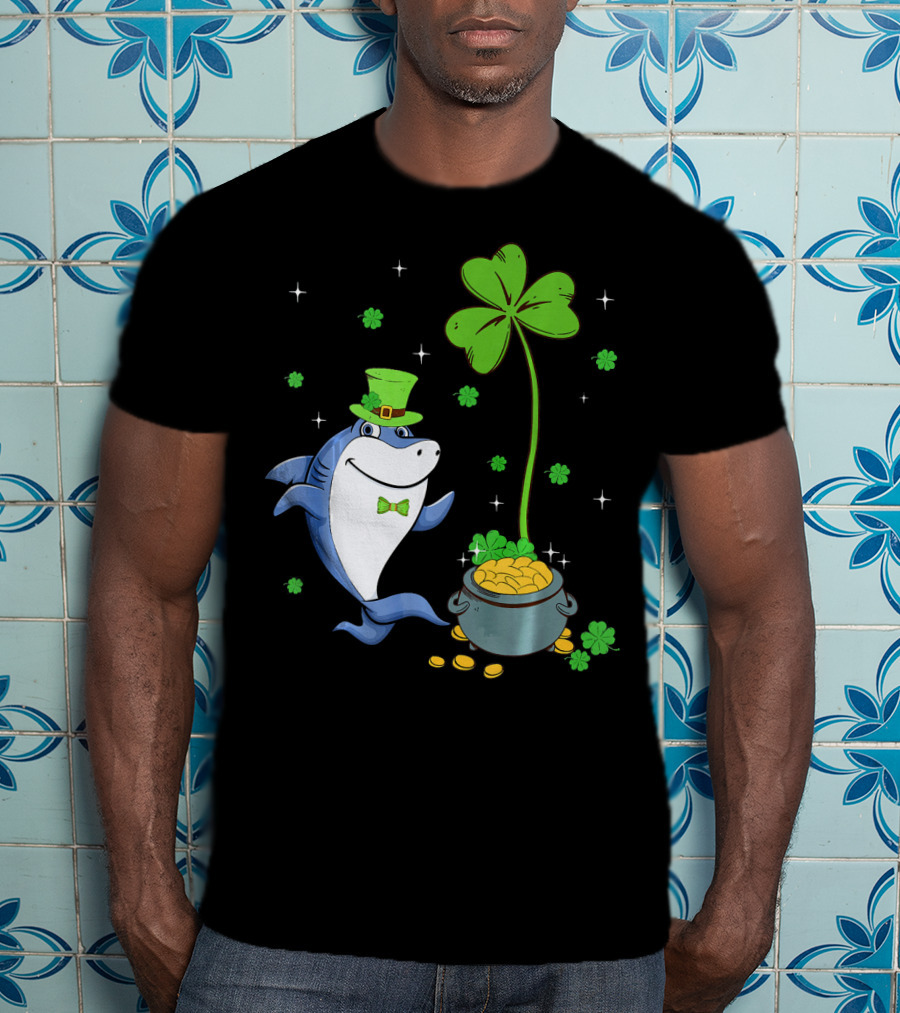 St Patricks Shamrock Leprechaun Shark With Pot Of Gold T-Shirt