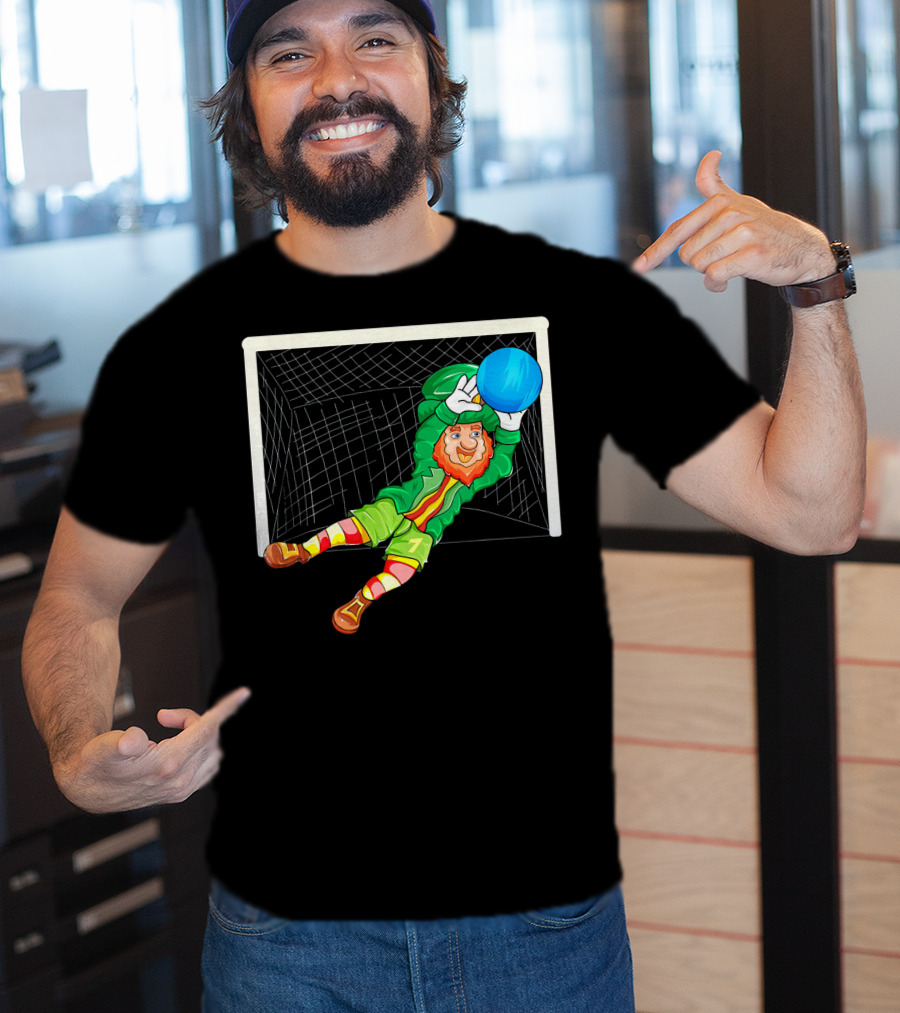 Football Soccer Keeper Leprechaun St Patrick's Goal Save T-Shirt