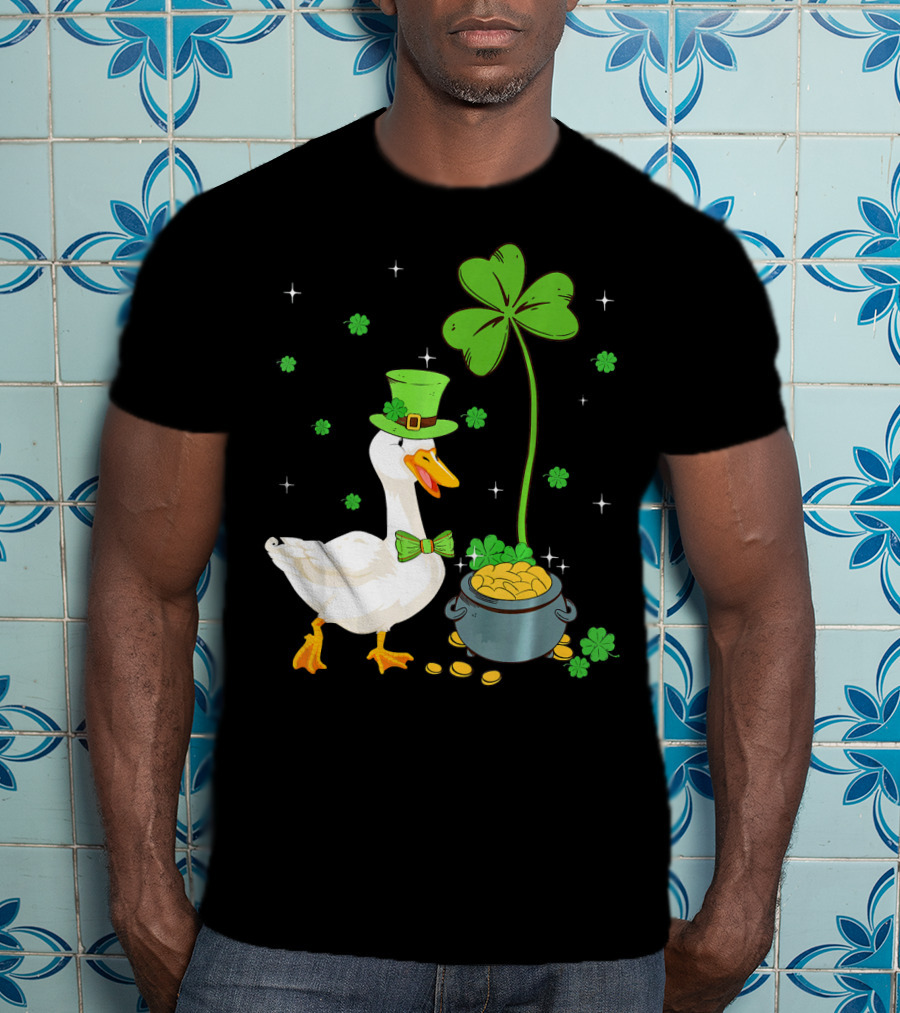 Shamrock Duck With Leprechaun Hat And Pot Of Gold T-Shirt