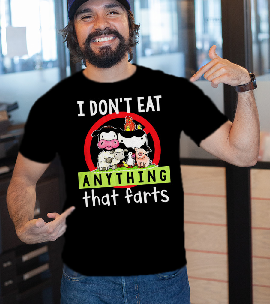 I Don't Eat Anything That Farts Vegetaria Cow Sheep Pig Chicken Cartoon T-Shirt