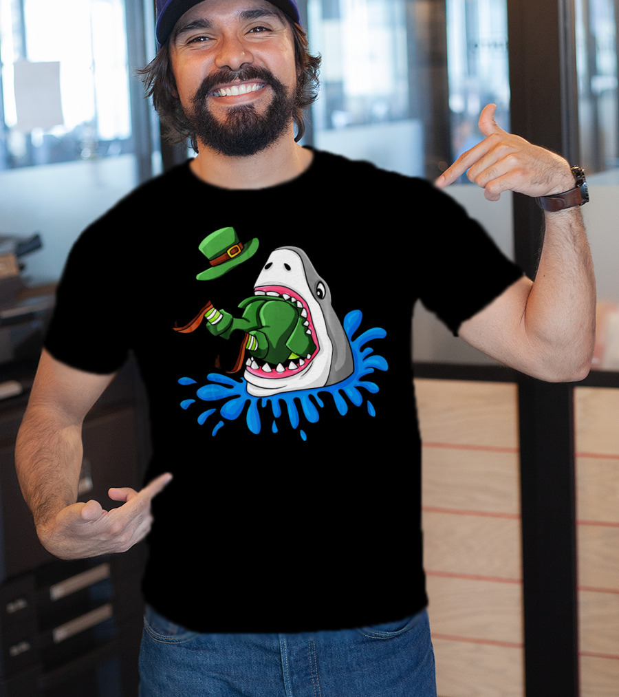 Shark Swallowing Green Leprechaun Hat Splashing Water T-Shirt