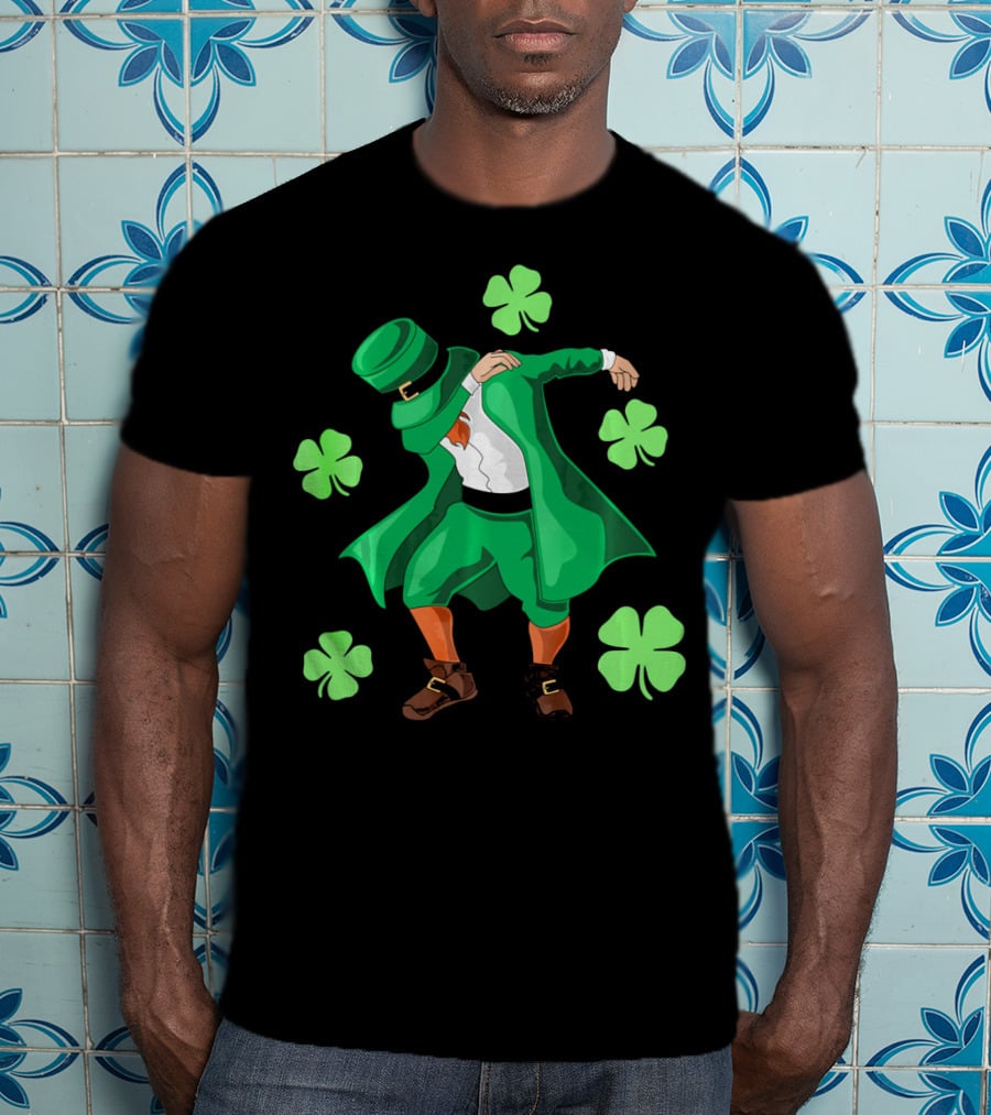 Funny Dabbing Leprechaun With Clovers For St. Patrick's Day T-Shirt