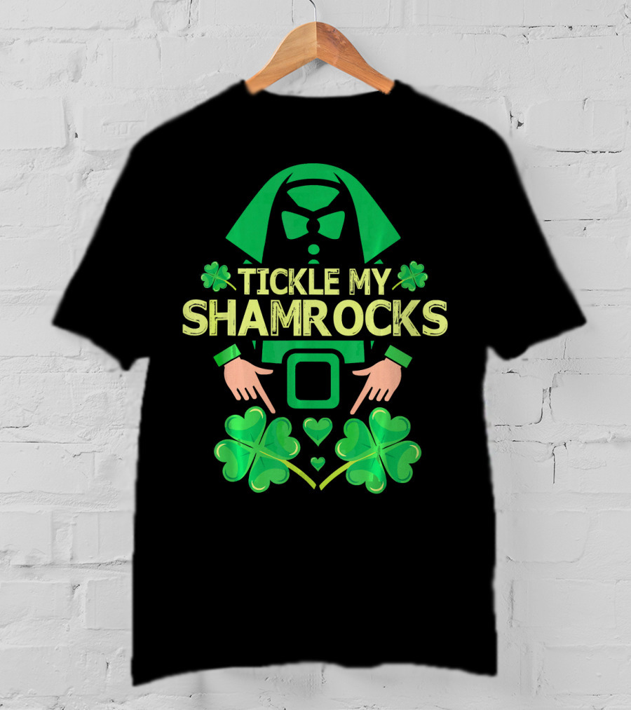 Tickle My Shamrocks Irish Leprechaun Costume Shamrock Hands Green Hearts T-Shirt