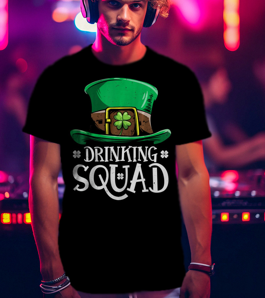 Leprechaun Drinking Squad St Pat Green Hat Clover St Patrick's Day T-Shirt
