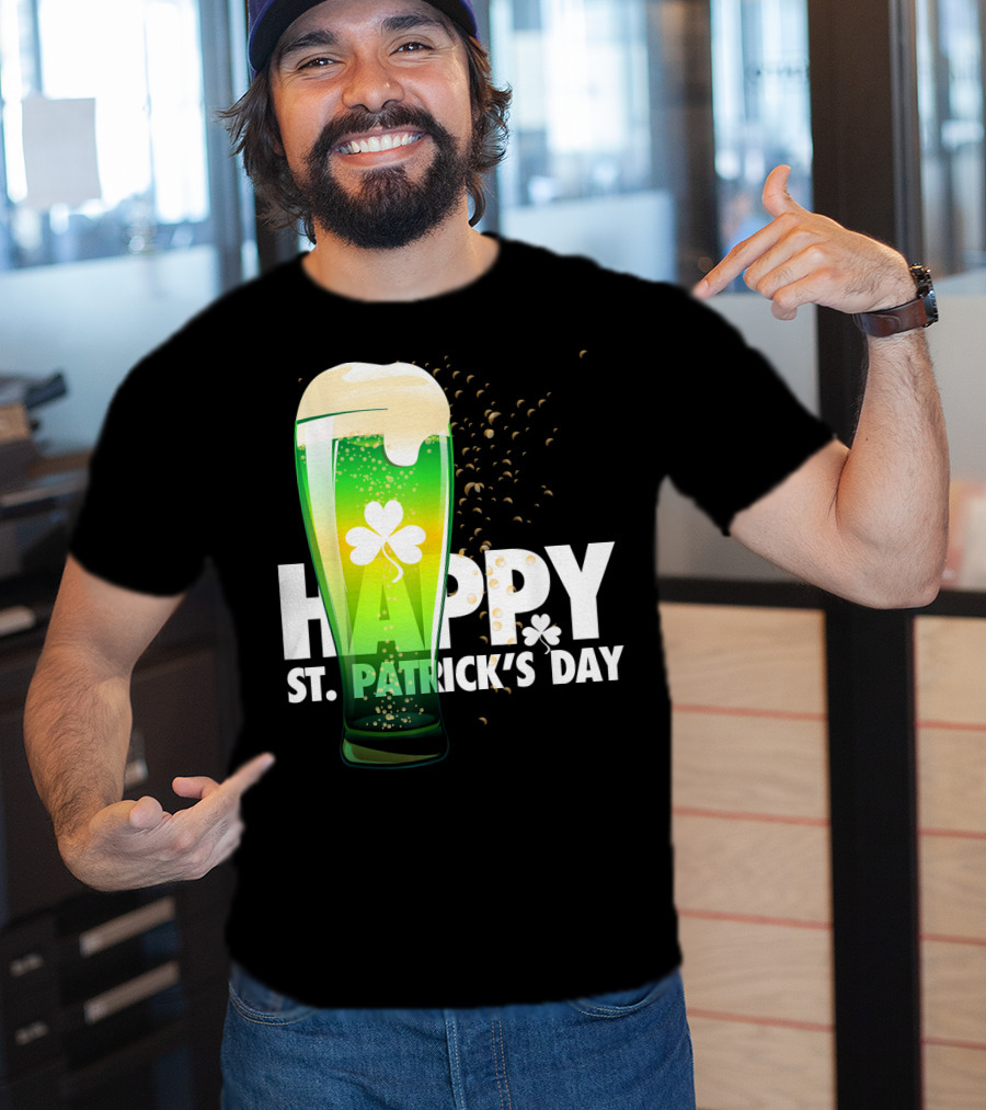 Happy St. Patrick's Day Irish Green Beer With Shamrock Bubbles T-Shirt