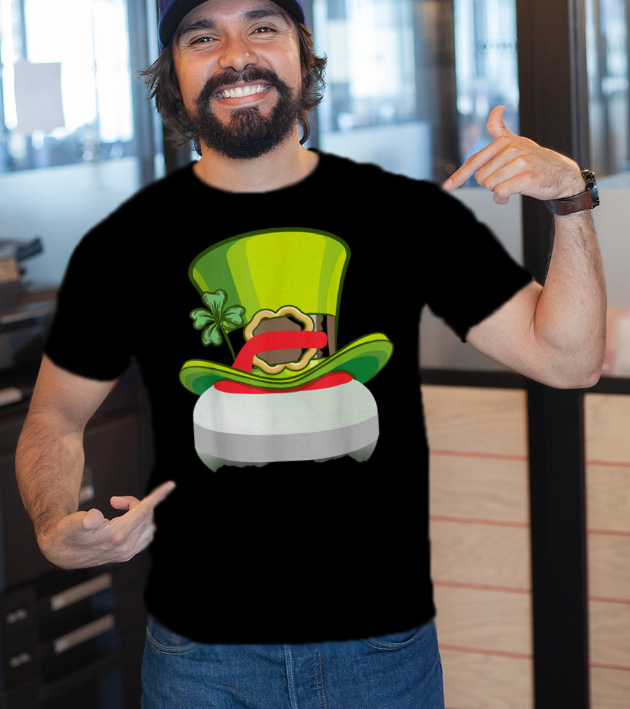 Leprechaun Curling Irish Hat Shamrock T-Shirt