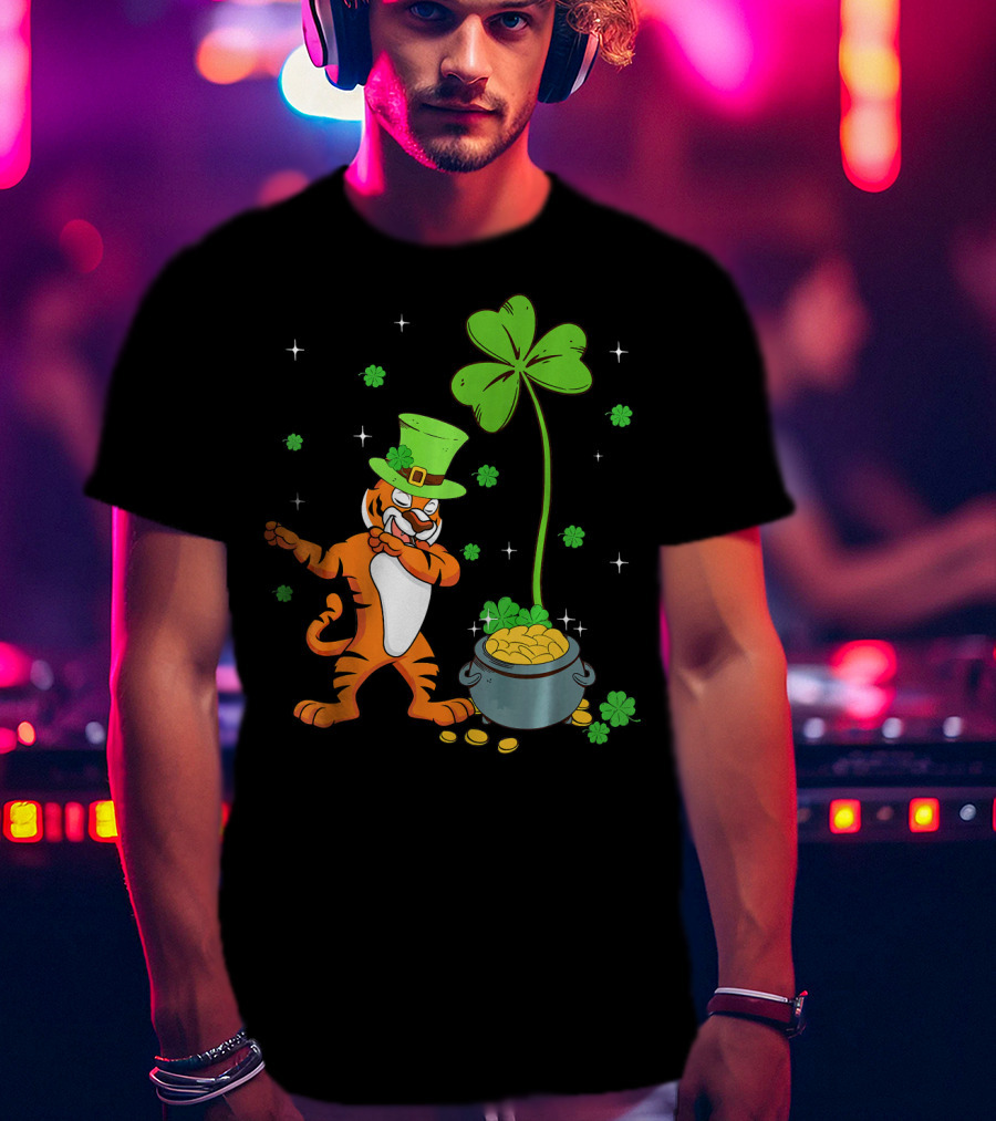 Shamrock Leprechaun Tiger St Patricks Gold Pot T-Shirt