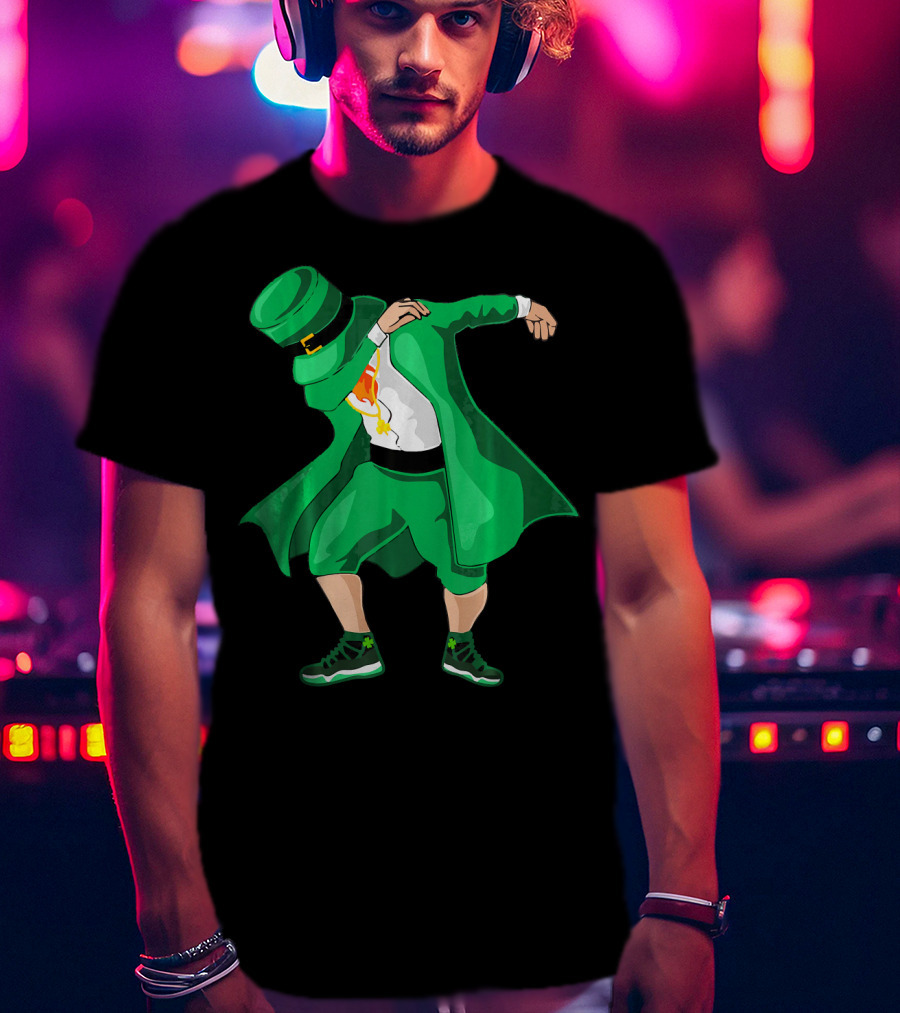 Dabbing Irish Leprechaun In Green Suit With Shamrock Shoes T-Shirt