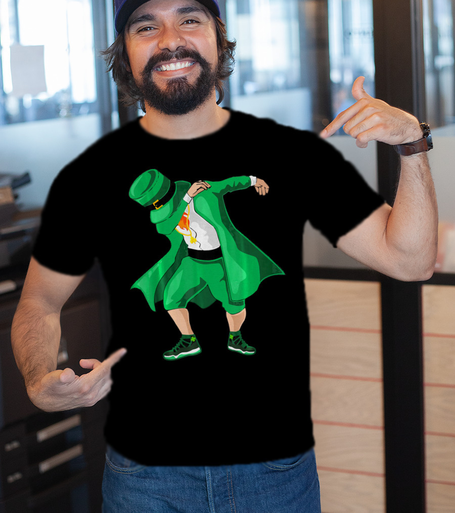Dabbing Irish Leprechaun In Green Suit With Shamrock Shoes T-Shirt