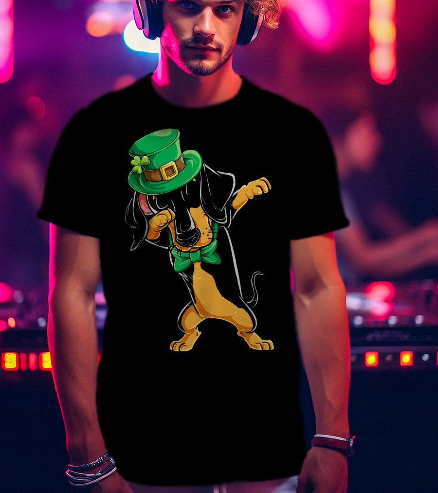 St. Patrick's Day Dabbing Dachshund With Green Hat And Bowtie T-Shirt