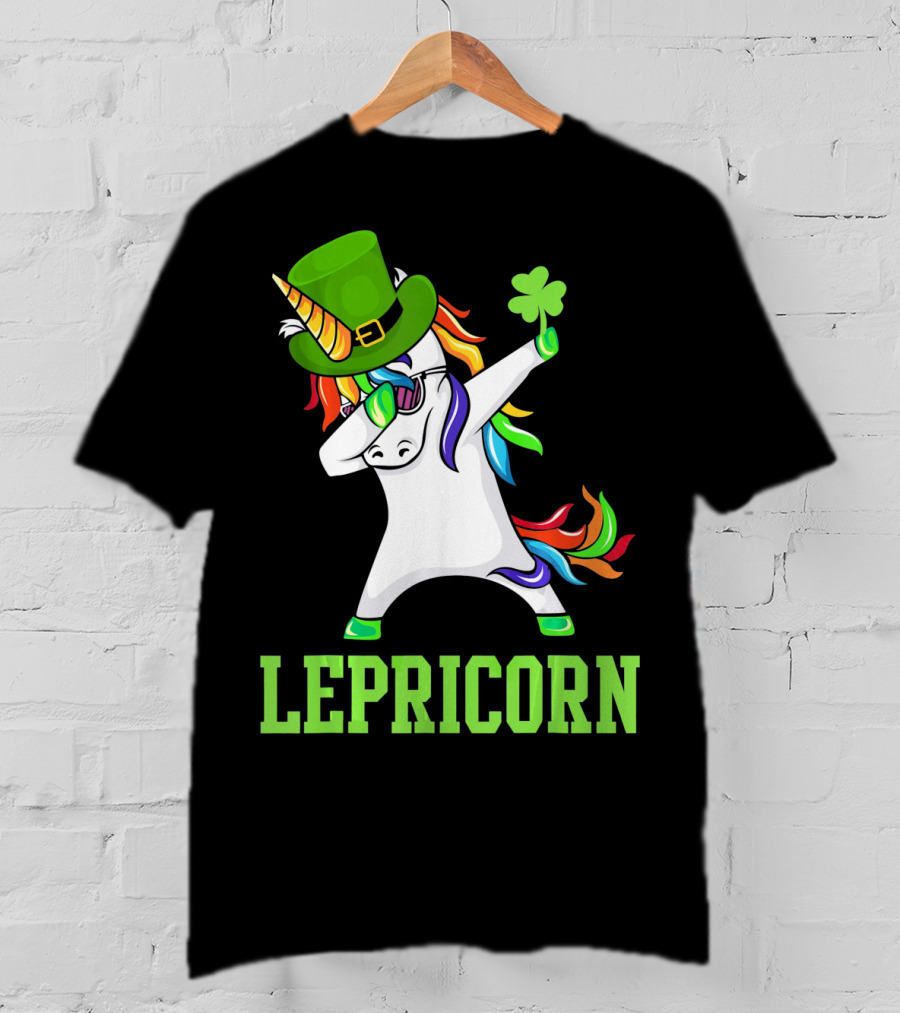 Lepricorn Lucky Irish St Patricks Day Unicorn Dabb With Shamrock Hat T-Shirt