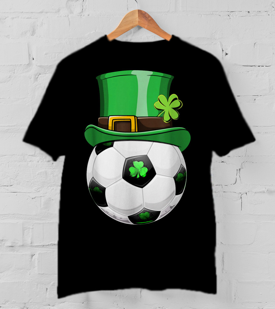 Leprechaun Soccer Funny St. Patrick's Day Hat With Shamrock Soccer Ball T-Shirt