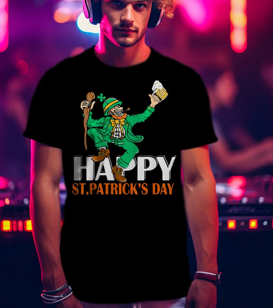 Happy St. Patrick's Day Green Celebrating Beer And Shamrock T-Shirt