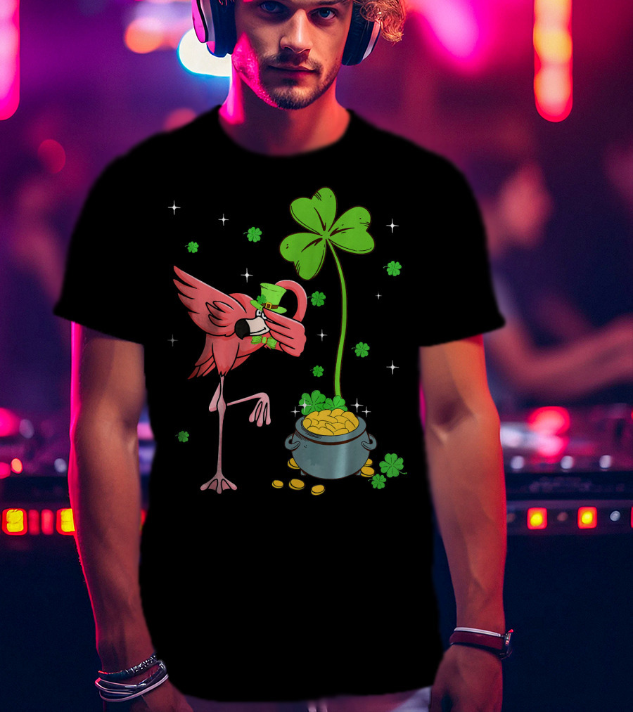 Shamrock Leprechaun Flamingo St Patricks Pot Of Gold T-Shirt