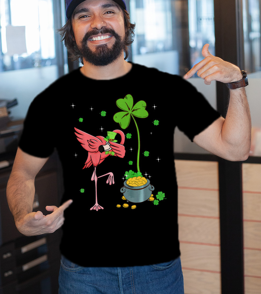 Shamrock Leprechaun Flamingo St Patricks Pot Of Gold T-Shirt