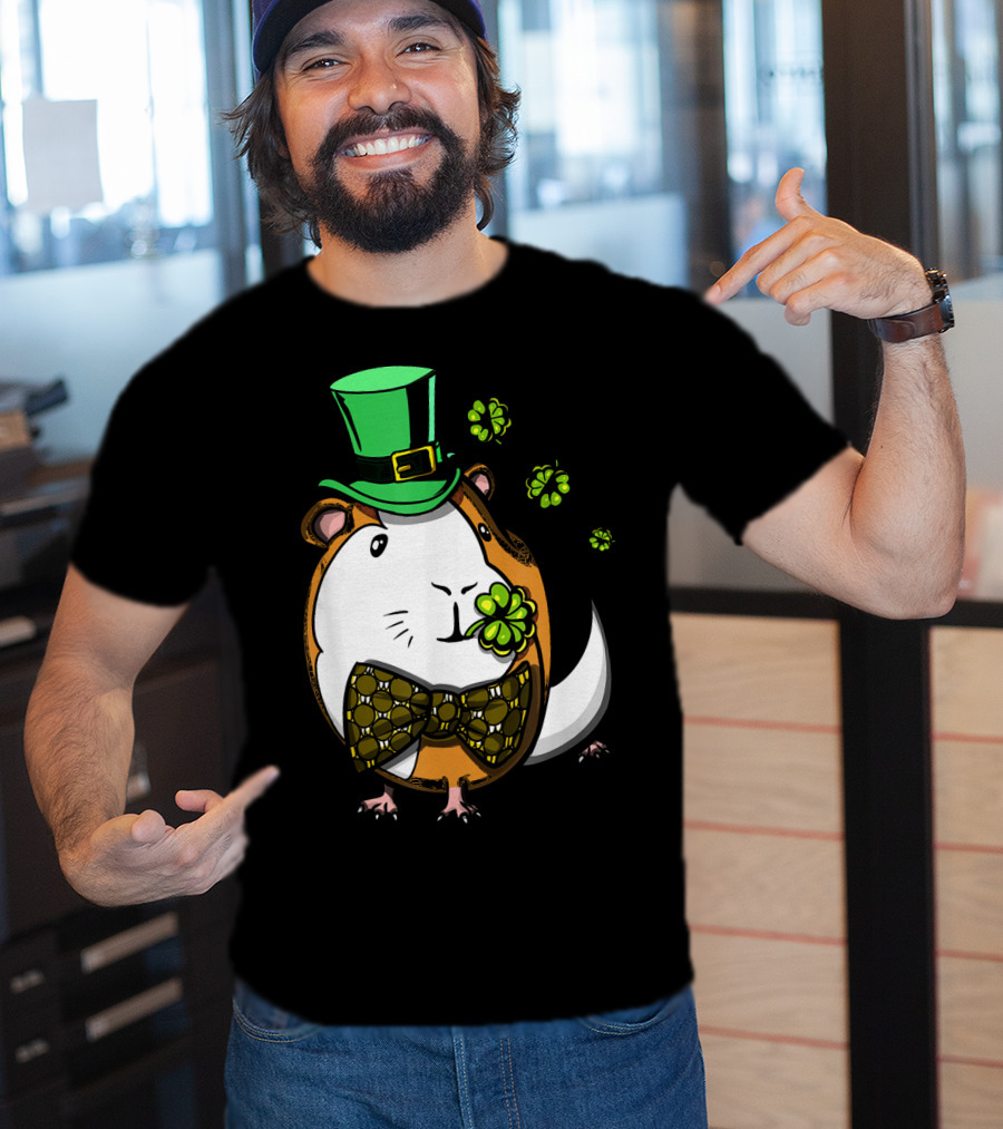 Leprechaun Guinea Pig St Patricks Irish Clover Bow Tie Green Hat T-Shirt