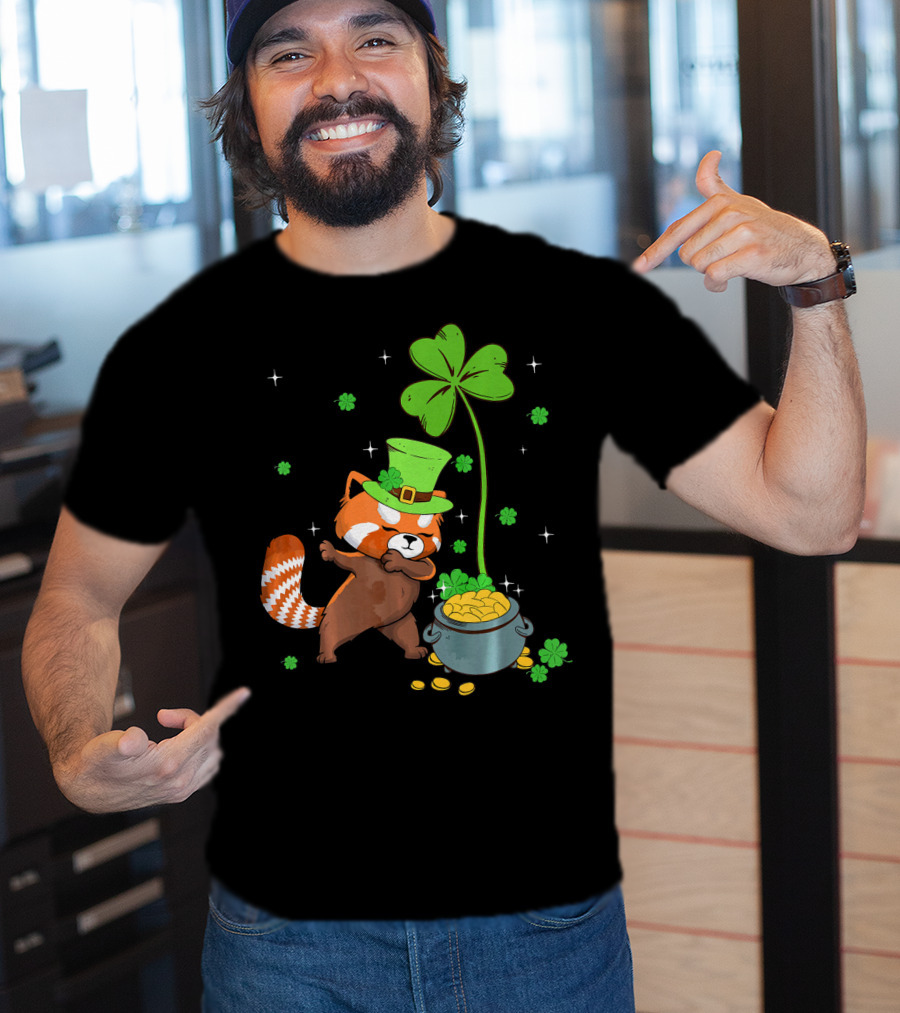 Shamrock Leprechaun Red Panda Pot Of Gold St Patrick's Day T-Shirt