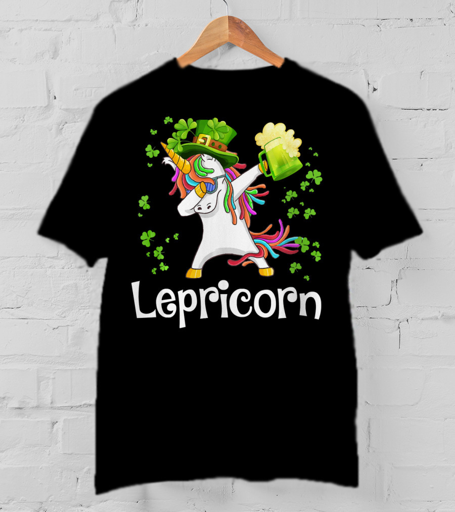 Lepricorn Beer Mug Shamrocks Rainbow Unicorn St. Patrick's Day T-Shirt