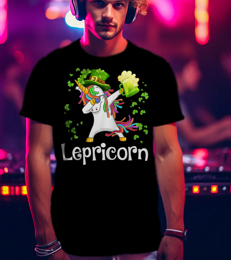 Lepricorn Beer Mug Shamrocks Rainbow Unicorn St. Patrick's Day T-Shirt
