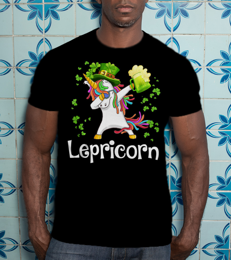 Lepricorn Beer Mug Shamrocks Rainbow Unicorn St. Patrick's Day T-Shirt