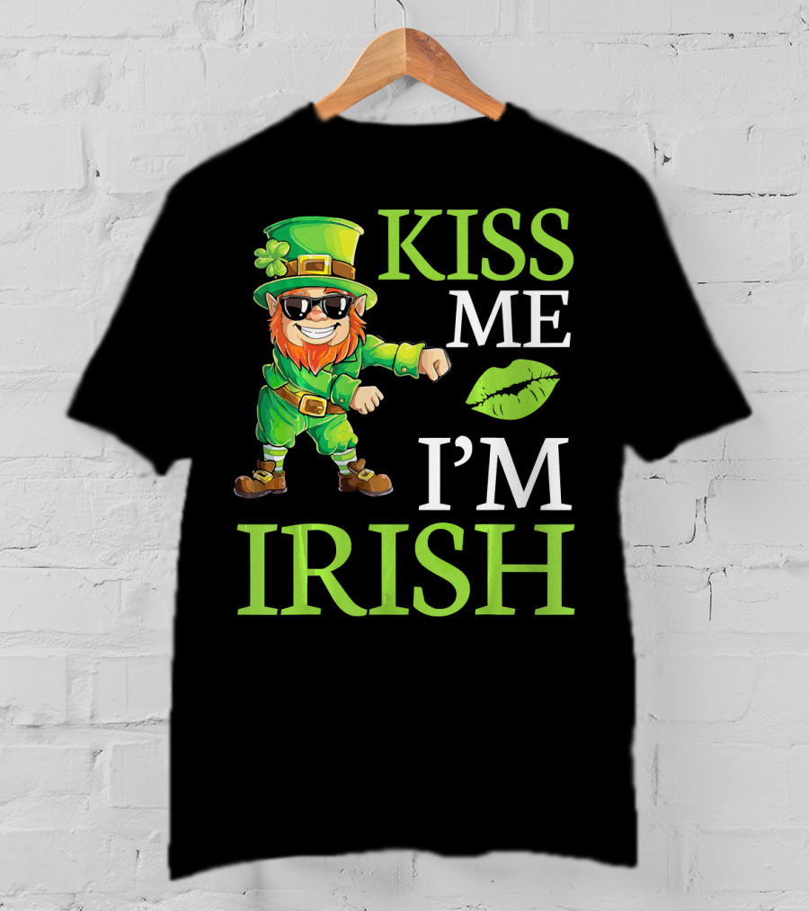 Kiss Me I'm Irish Cool Leprechaun Flossing T-Shirt