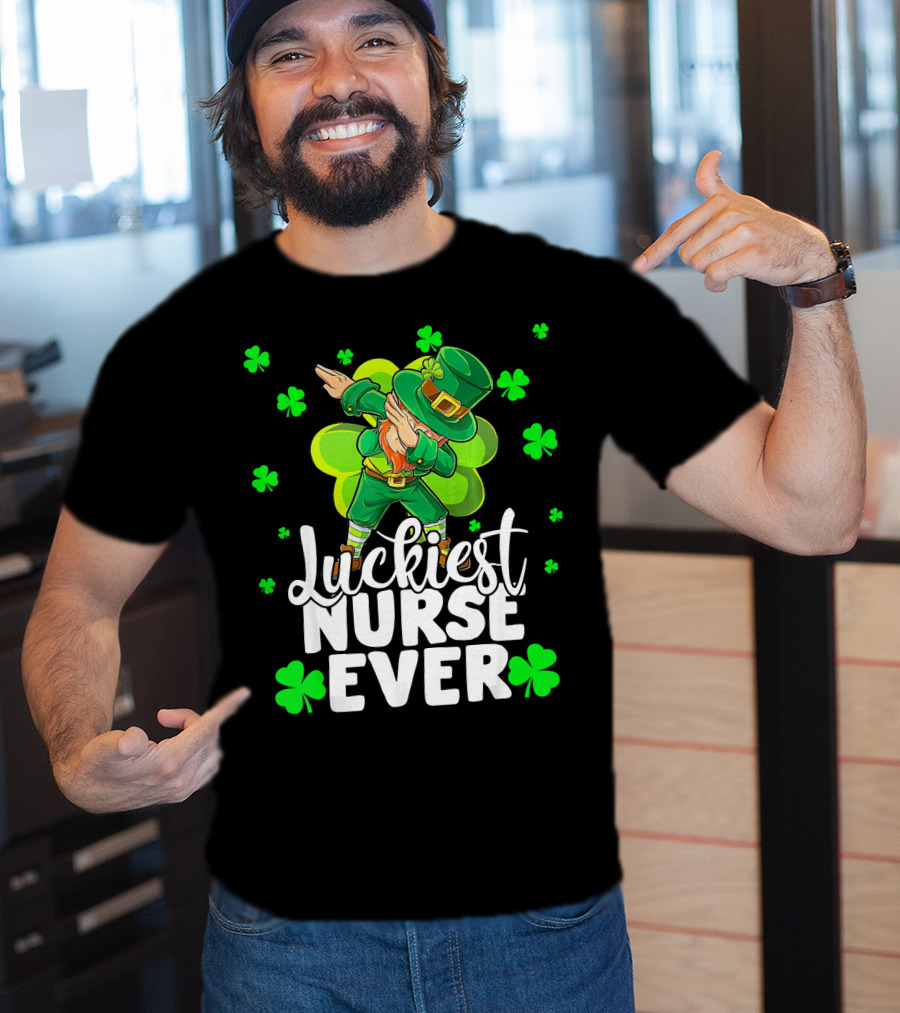 Luckiest Nurse Ever Leprechaun Dab St Patrick's Day Shamrock T-Shirt