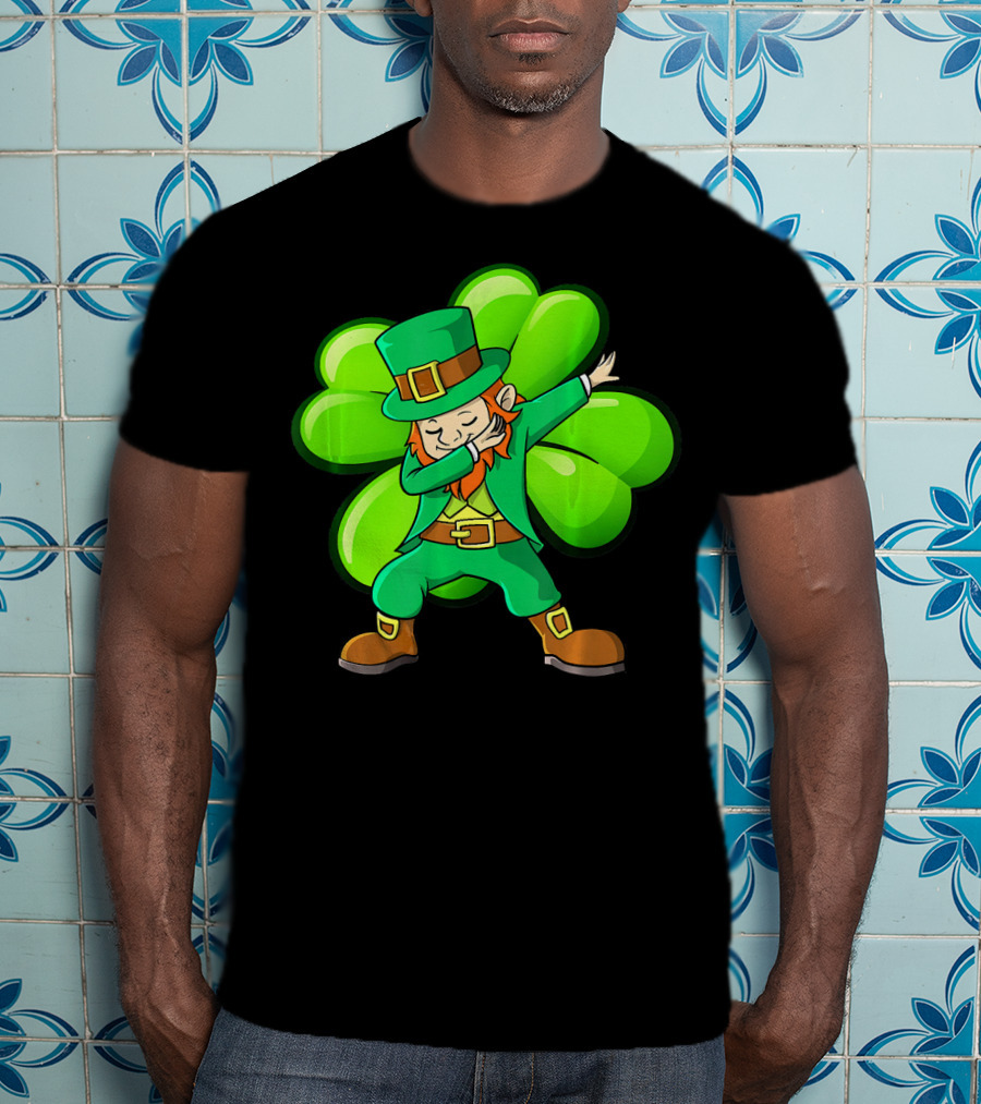 Cute Dabbing Leprechaun With Green Shamrock Background T-Shirt
