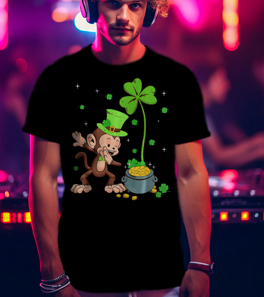 Shamrock Leprechaun Monkey With Pot Of Gold St Patricks T-Shirt
