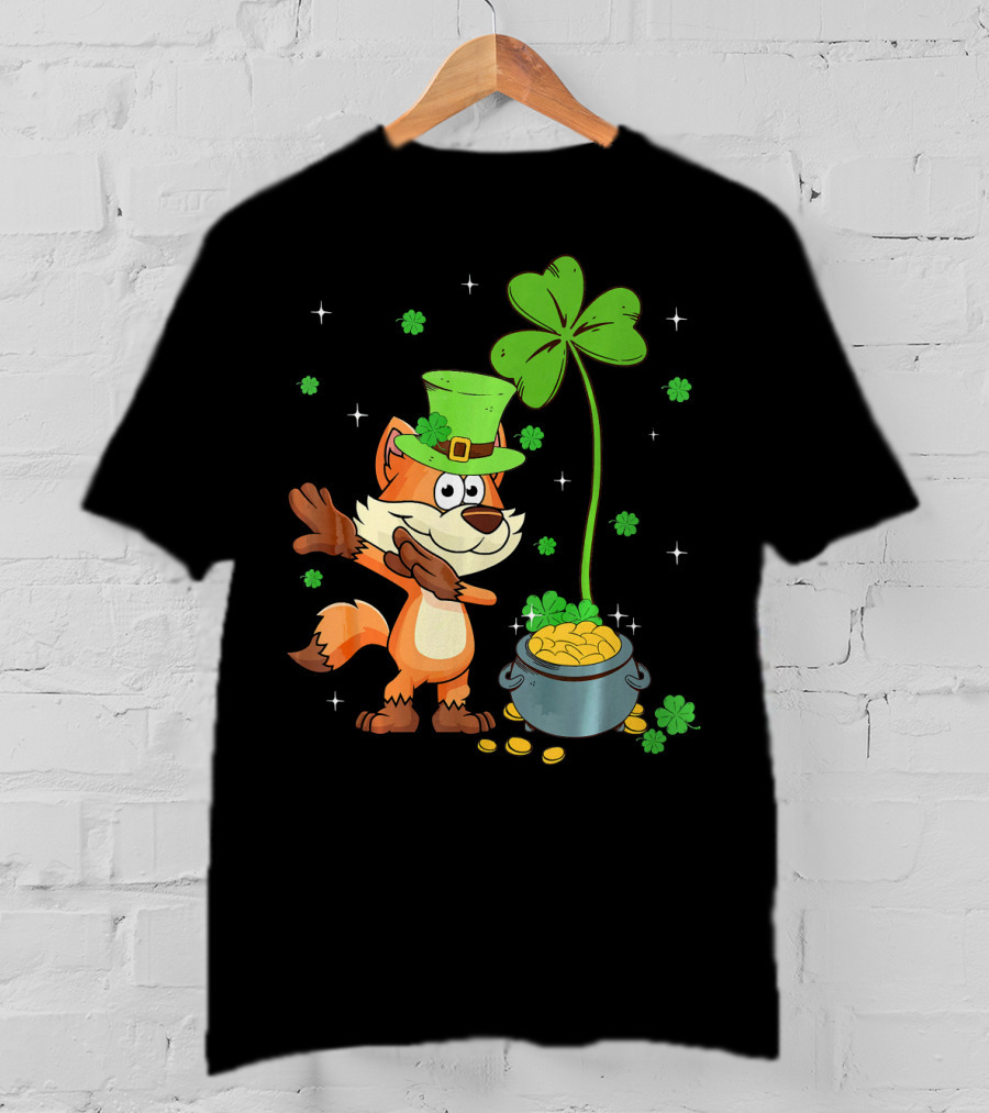 Shamrock Leprechaun Fox With Clover And Pot Of Gold T-Shirt