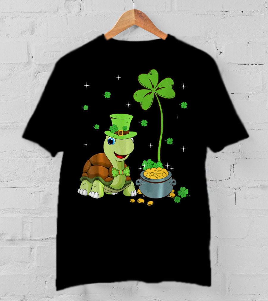Shamrock Turtle With Leprechaun Hat And Pot Of Gold St Patricks T-Shirt