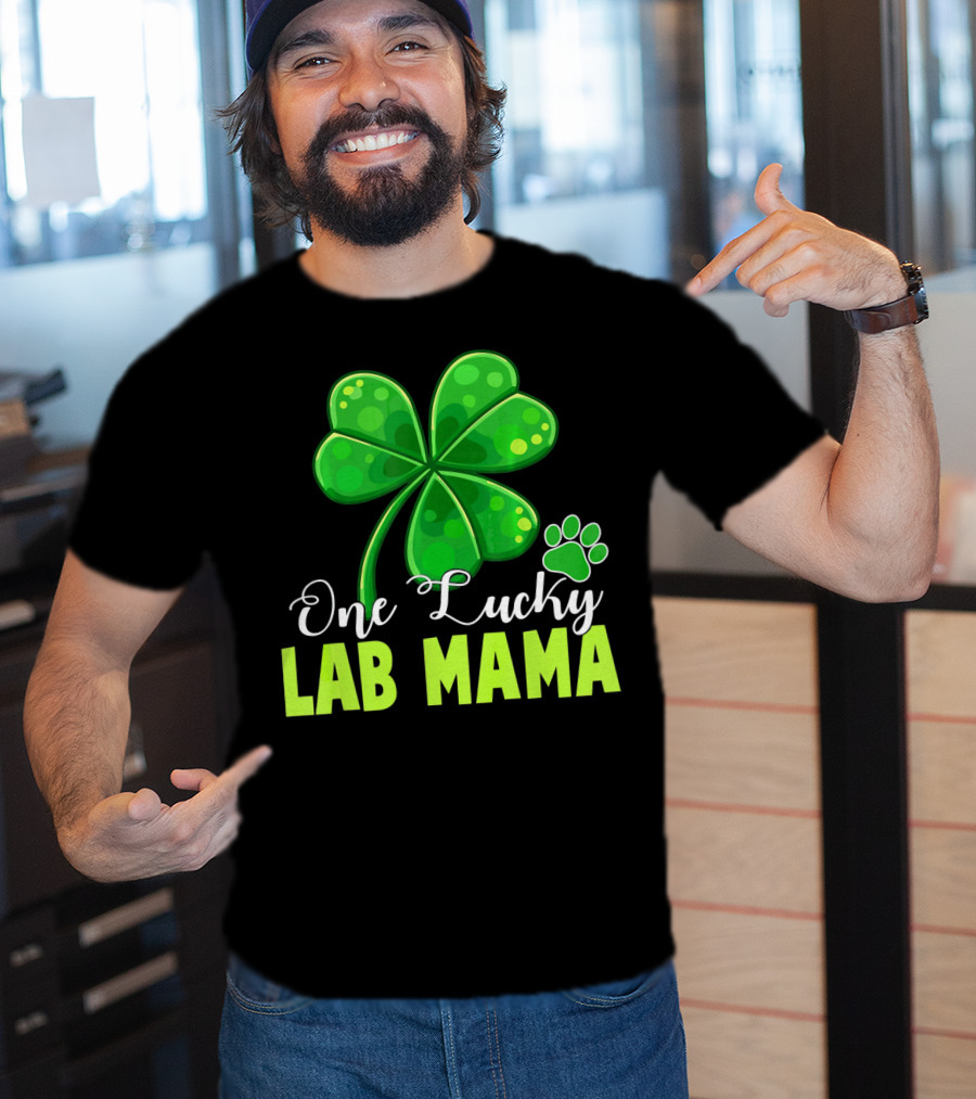 One Lucky Lab Mama Shamrock Paw Prints T-Shirt