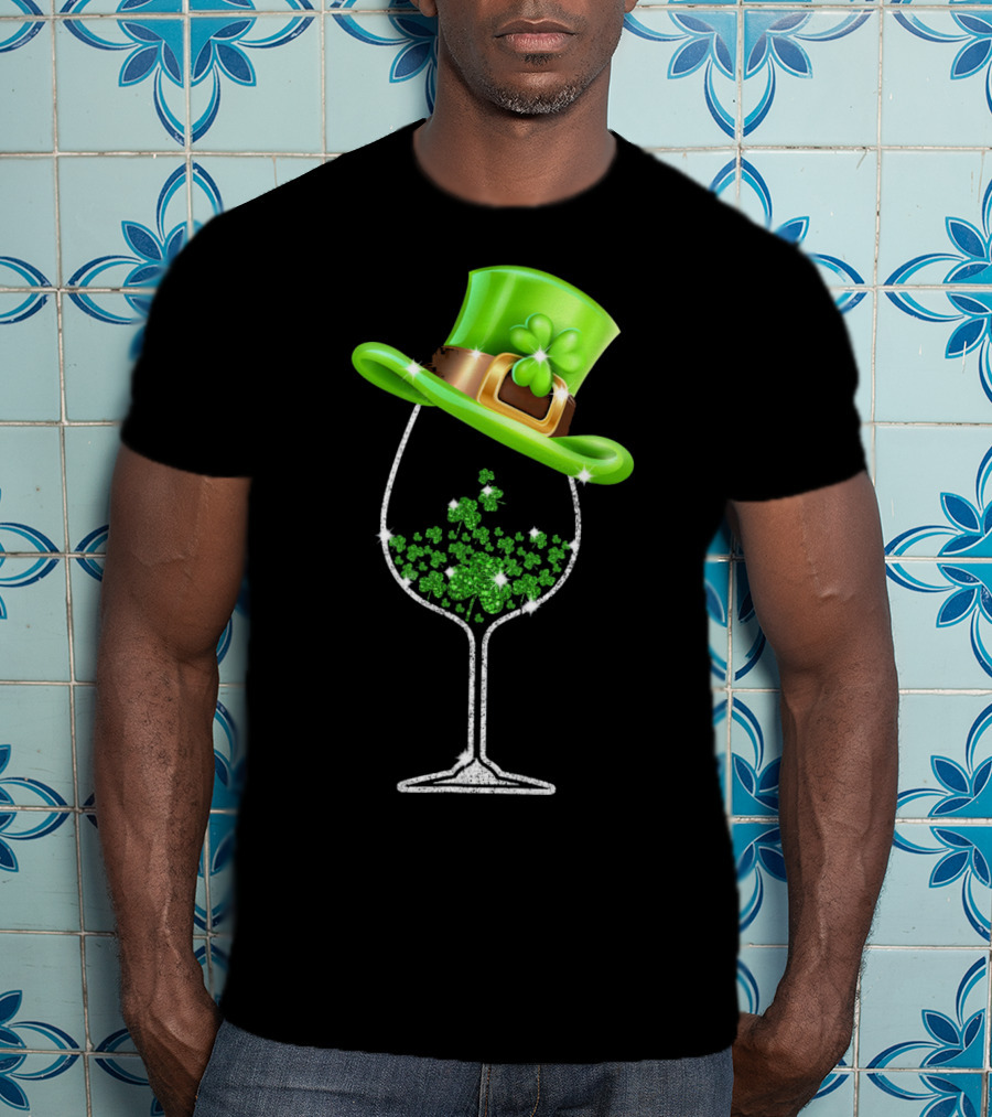 St Patricks Day Shamrock Wine Glass With Leprechaun Hat T-Shirt