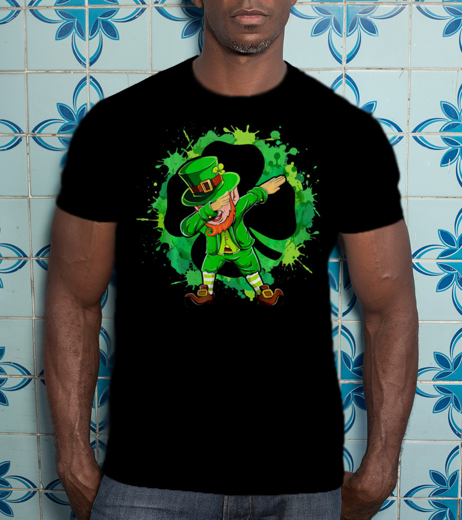 Dabbing Leprechaun Funny Dab St Patricks Shamrock Green Splatter T-Shirt