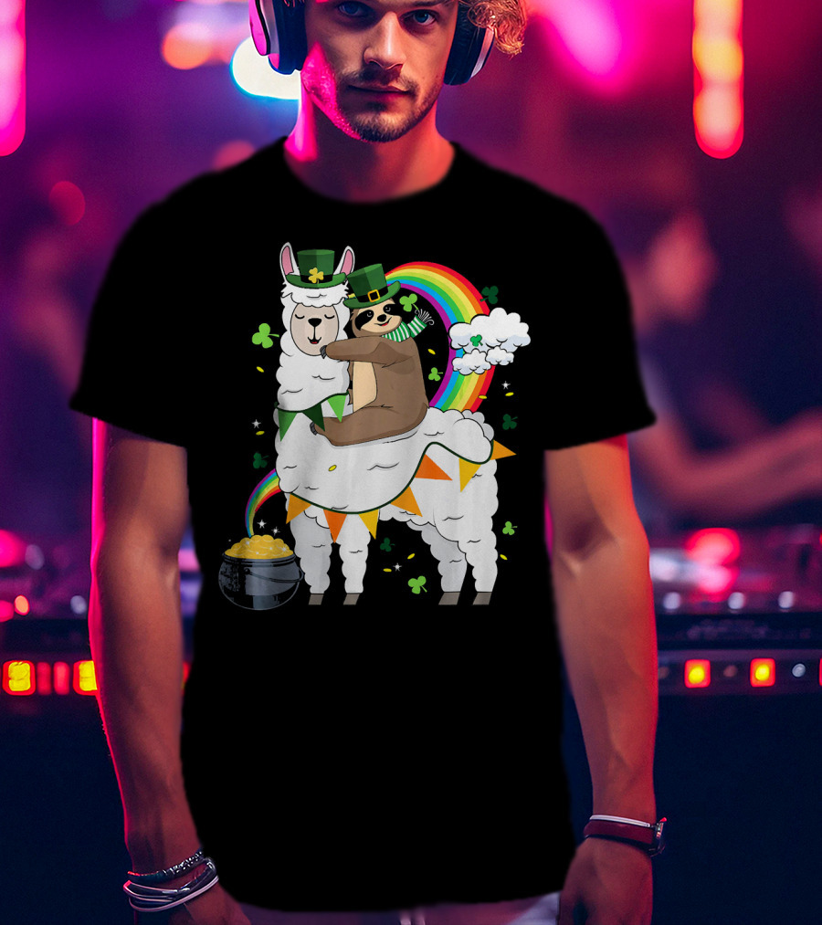 St. Patrick's Day Sloth Leprechaun With Rainbow And Gold On Llama T-Shirt
