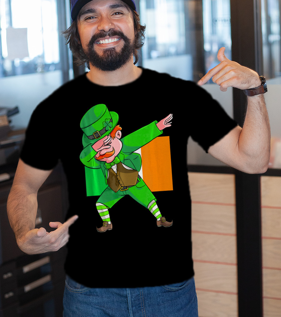 Dabbing Leprechaun Ireland Flag St. Patrick's Day Fun T-Shirt