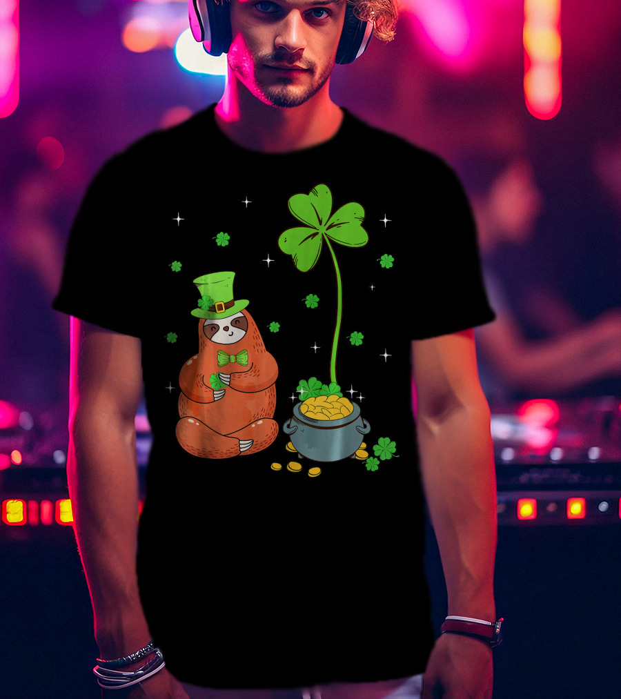 Shamrock Leprechaun Sloth Pot Of Gold St Patricks T-Shirt