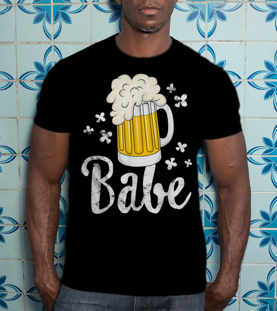 Beer Babe Mug Foam And Flowers T-Shirt