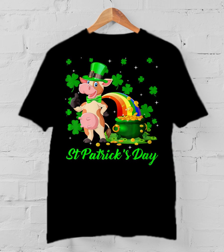 Leprechaun Cow Shamrock St Patrick's Day Rainbow Pot Of Gold T-Shirt