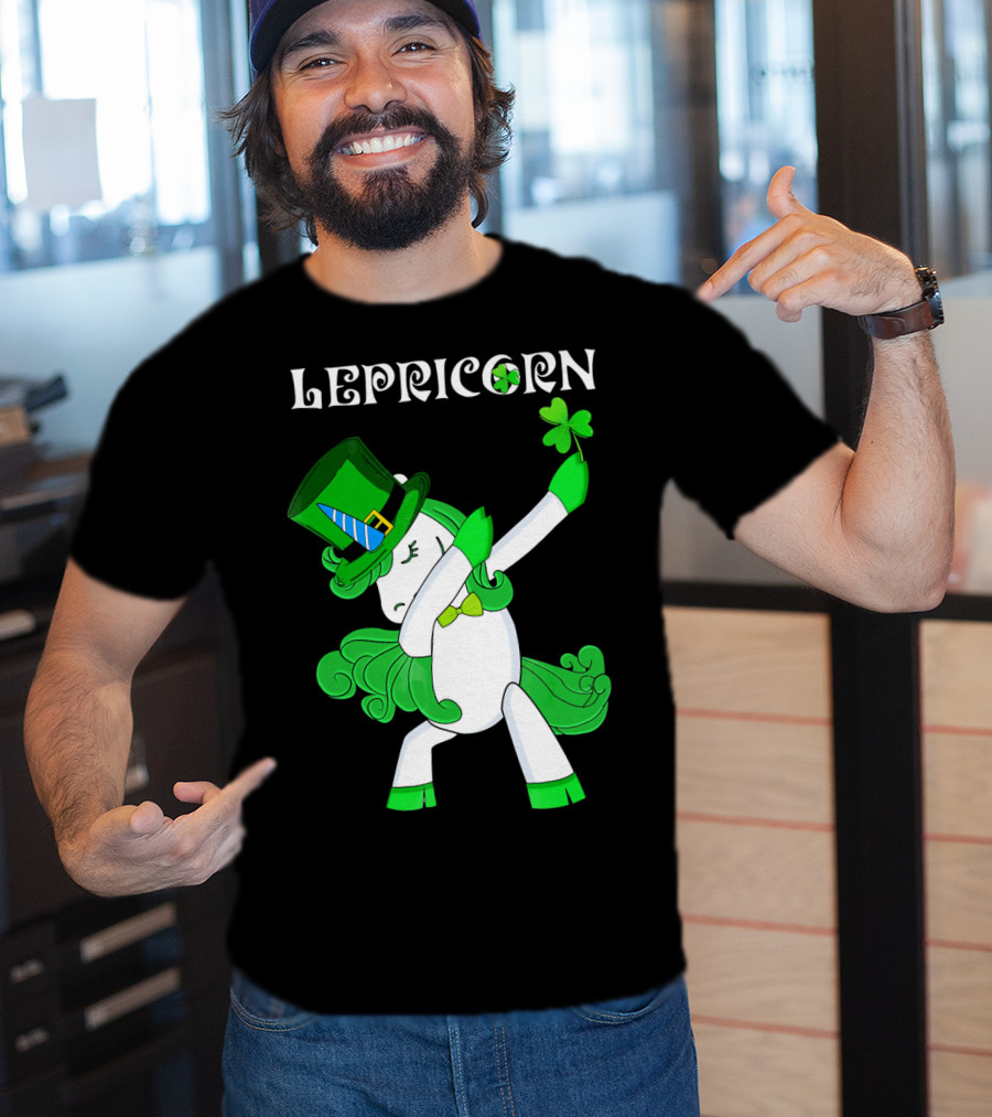 Lepricorn Funny Dabbing Cute Irish Unicorn With Shamrock T-Shirt