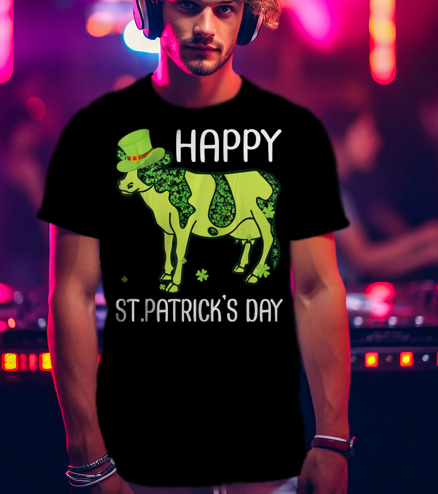 Happy St. Patrick's Day Shamrocks Cow Leprechaun T-Shirt