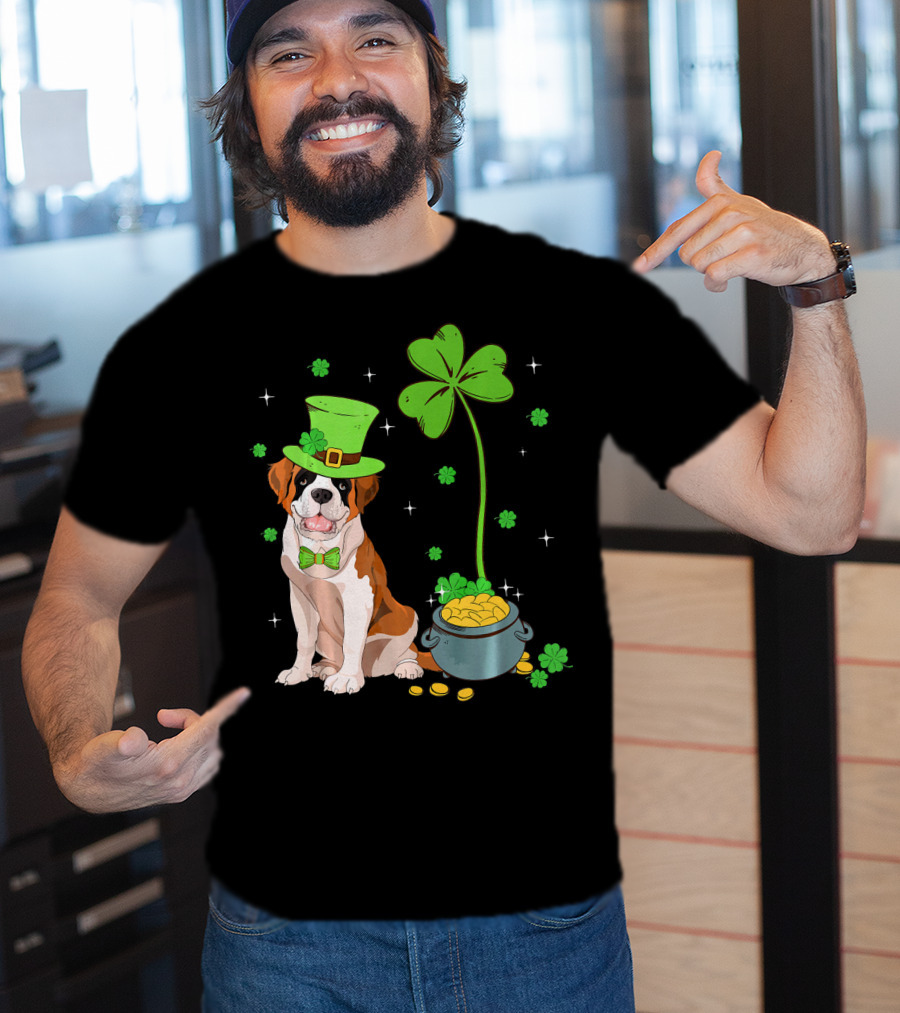 Shamrock Leprechaun Saint Bernard St Patrick's Day Dog Pot Of Gold T-Shirt