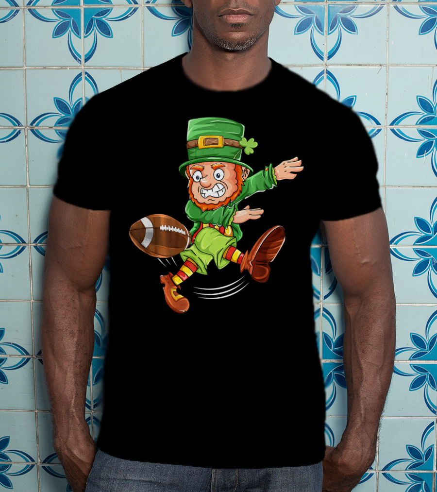 Leprechaun Rugby Kick St Patricks Day Coach Fun T-Shirt