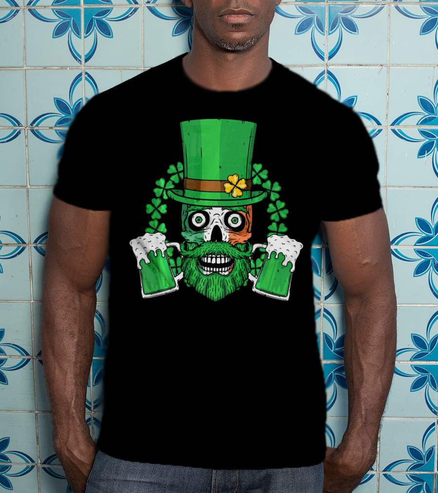 Irish Flag Leprechaun Skull With Shamrock And Beer Mugs T-Shirt