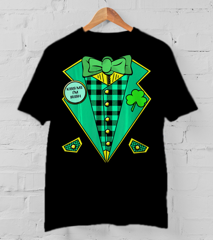 Kiss Me I'm Irish Leprechaun Costume Look With Bow Tie And Shamrock T-Shirt
