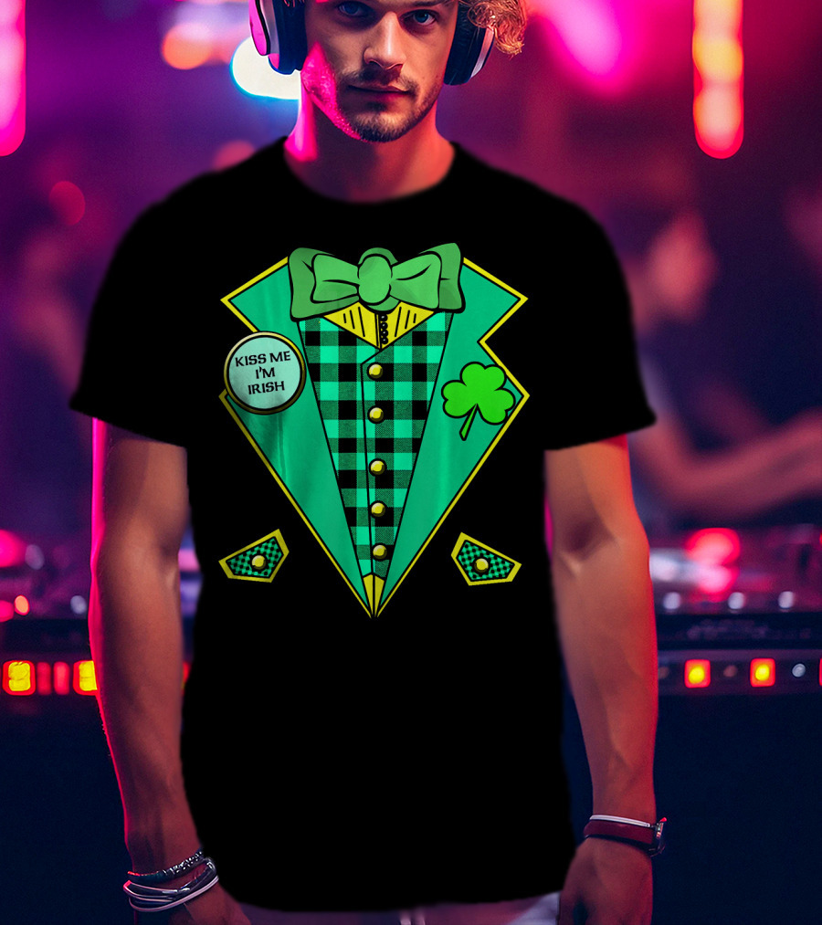 Kiss Me I'm Irish Leprechaun Costume Look With Bow Tie And Shamrock T-Shirt