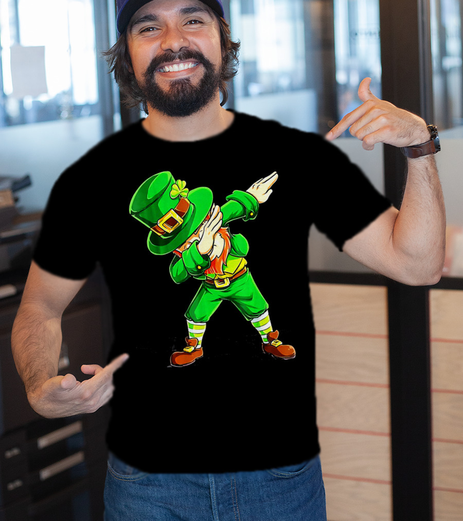 Leprechaun Dabbing Dance Pose In Green Costume T-Shirt