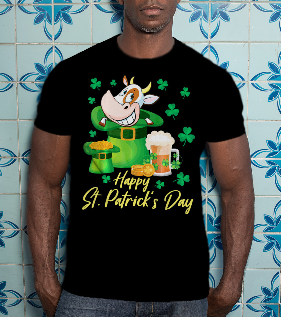 Happy St. Patrick's Day Cow Dancing In Leprechaun Hat With Gold Coins And Beer T-Shirt
